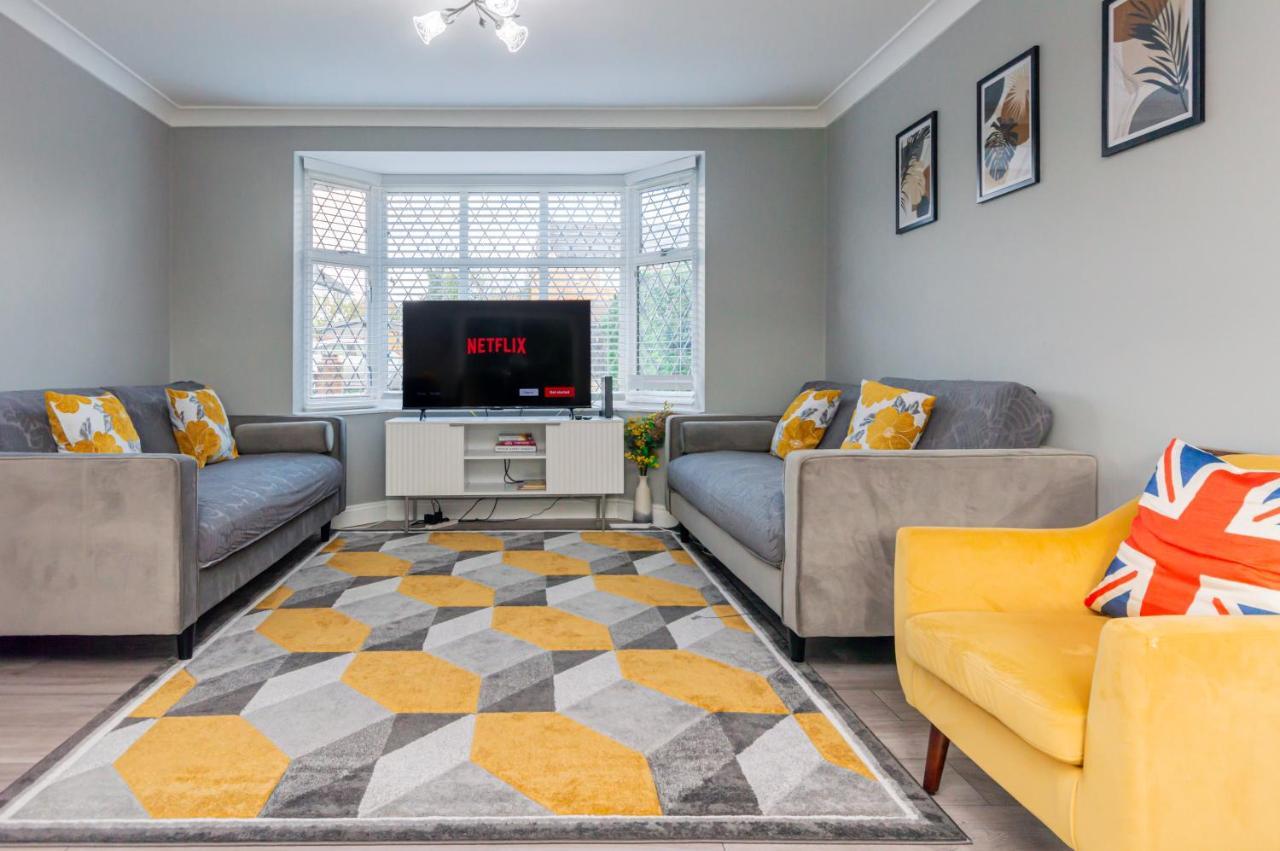 ברנהאם Stunning Place, Close To Windsor & Heathrow & Private Parking מראה חיצוני תמונה