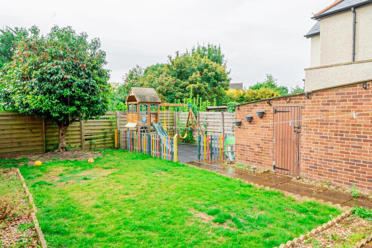 ברנהאם Stunning Place, Close To Windsor & Heathrow & Private Parking מראה חיצוני תמונה