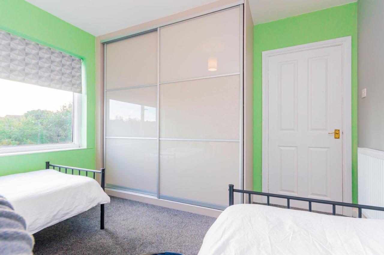 ברנהאם Stunning Place, Close To Windsor & Heathrow & Private Parking מראה חיצוני תמונה