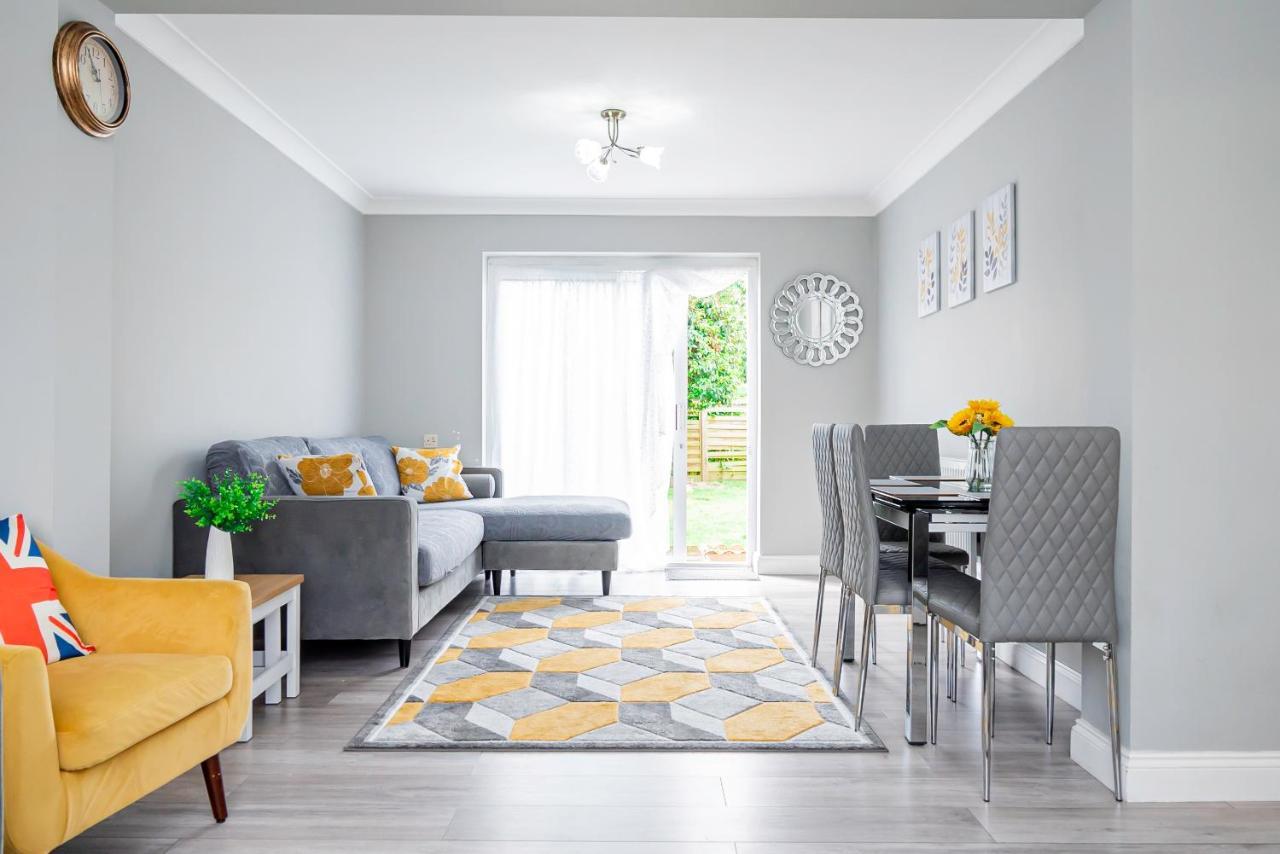 ברנהאם Stunning Place, Close To Windsor & Heathrow & Private Parking מראה חיצוני תמונה