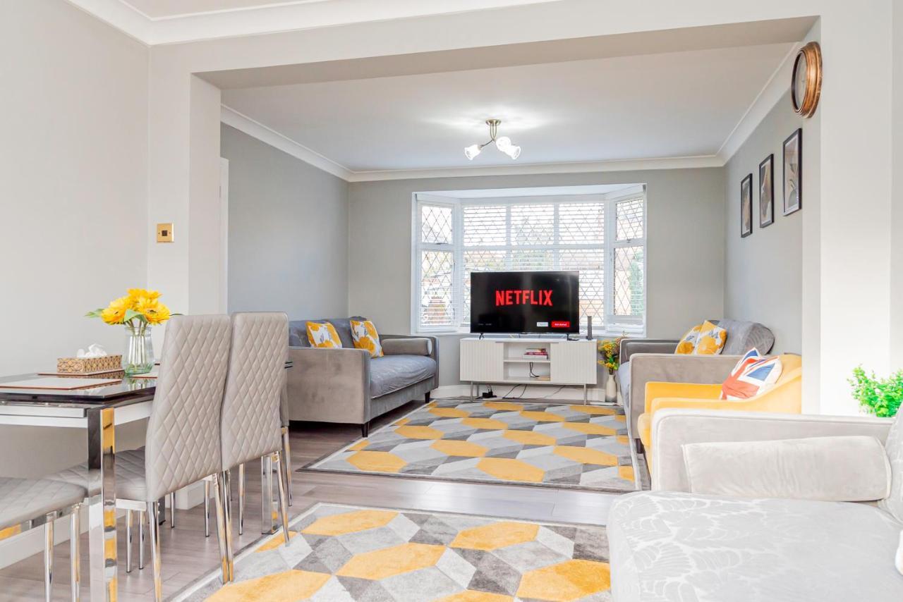ברנהאם Stunning Place, Close To Windsor & Heathrow & Private Parking מראה חיצוני תמונה